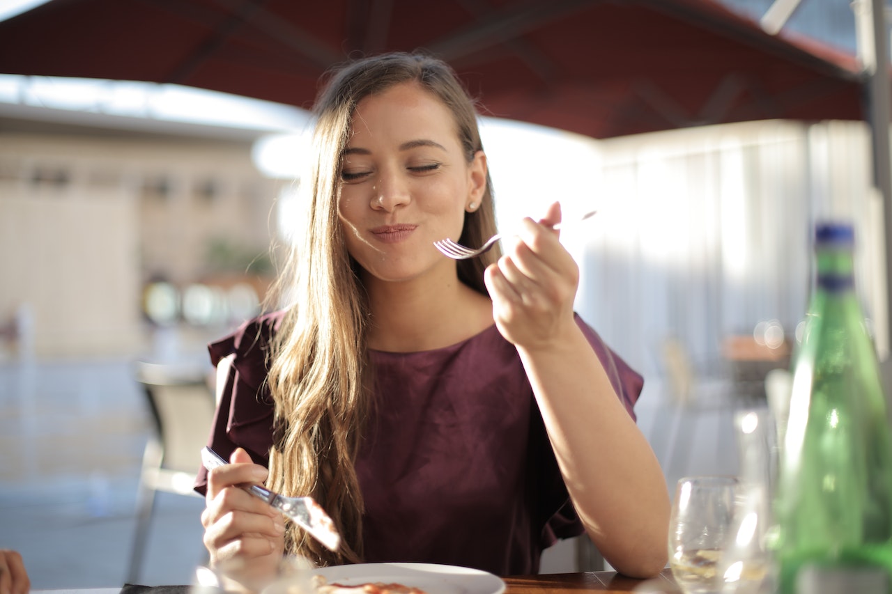 Un coach en nutrition sportive peut également vous aider à mettre en place des habitudes alimentaires saines.