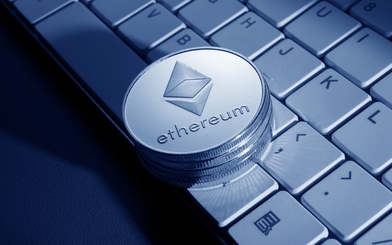 Ethereum est une blockchain décentralisée qui a été lancée en 2015 par Vitalik Buterin